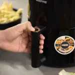 Geepas Digital Air Fryer- GAF37501T/ 4.0 Liter Capacity, Oil Free Cooking, 60 Min Timer, Temperature 80-200 Degree Celsius/ 8 Preset Programs, 2 Years Warranty, Black